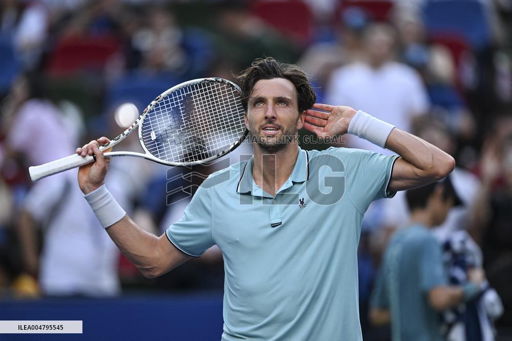 ATP Masters - Arthur Rinderknech v Felix Auger-Aliassime - Shanghai