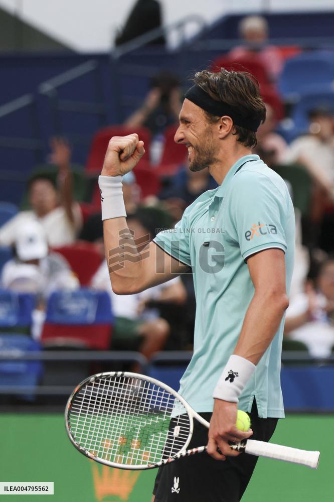 ATP Masters - Arthur Rinderknech v Felix Auger-Aliassime - Shanghai