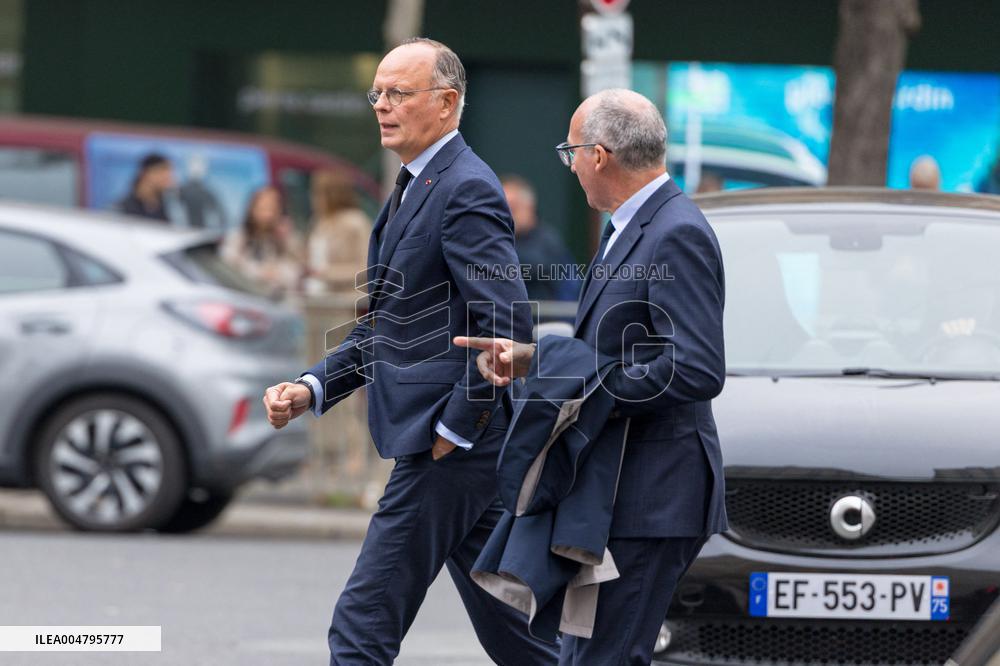 Arrival of party leaders outside the Élysée Palace - Paris AJ