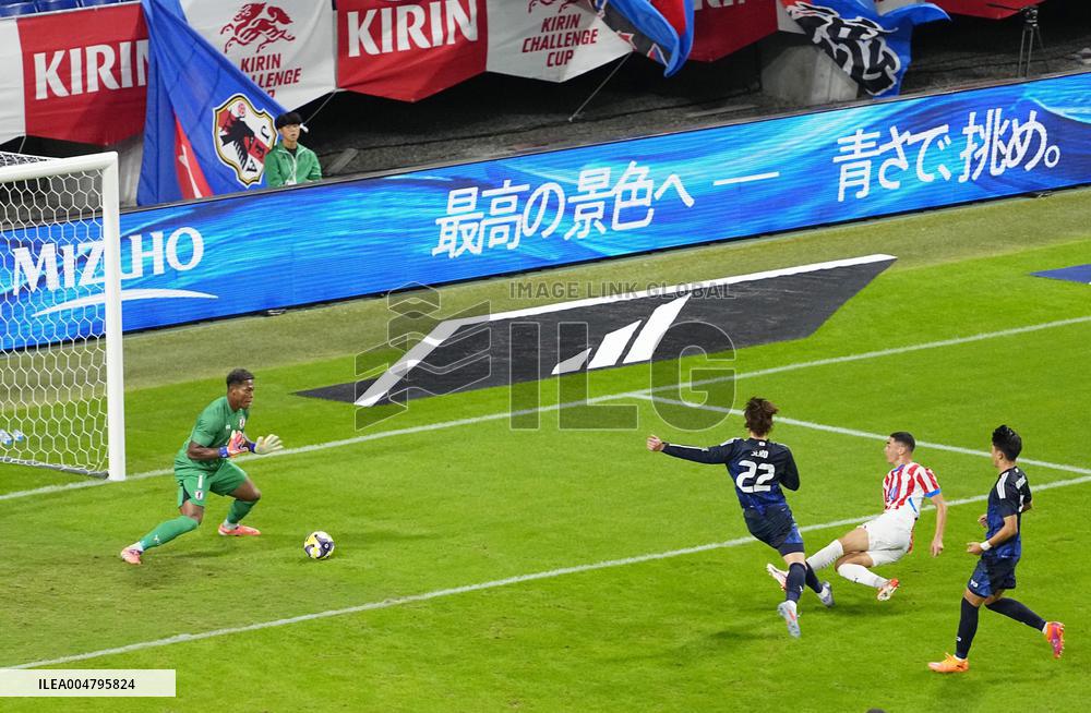Football: Friendly between Japan and Paraguay