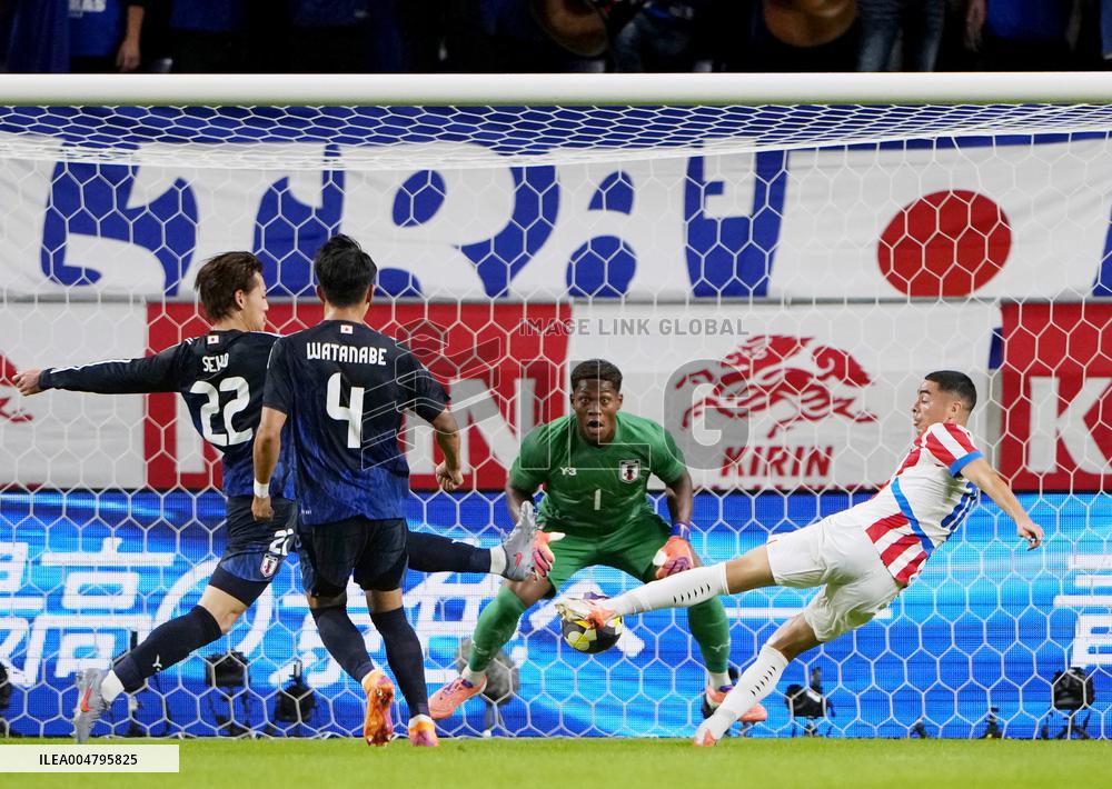 Football: Friendly between Japan and Paraguay