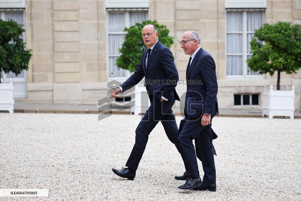 Meeting With French President And Political Leaders At Elysee Palace - Paris