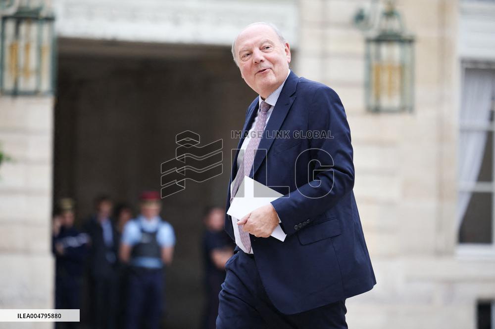 Meeting With French President And Political Leaders At Elysee Palace - Paris