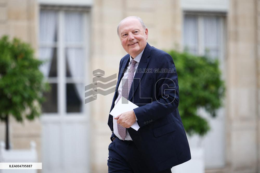 Meeting With French President And Political Leaders At Elysee Palace - Paris
