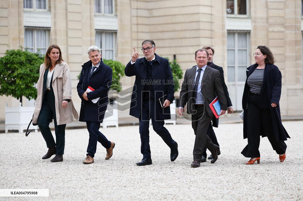 Meeting With French President And Political Leaders At Elysee Palace - Paris