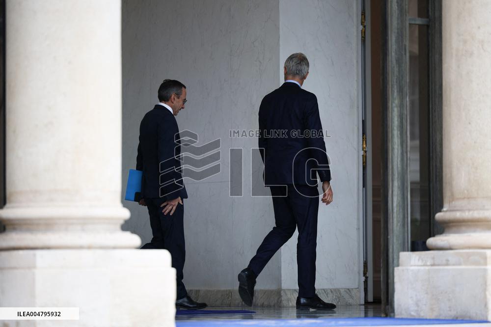 Meeting With French President And Political Leaders At Elysee Palace - Paris