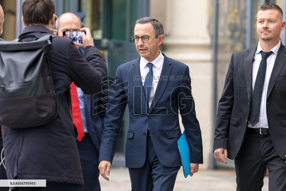 Arrival of party leaders outside the Élysée Palace - Paris AJ