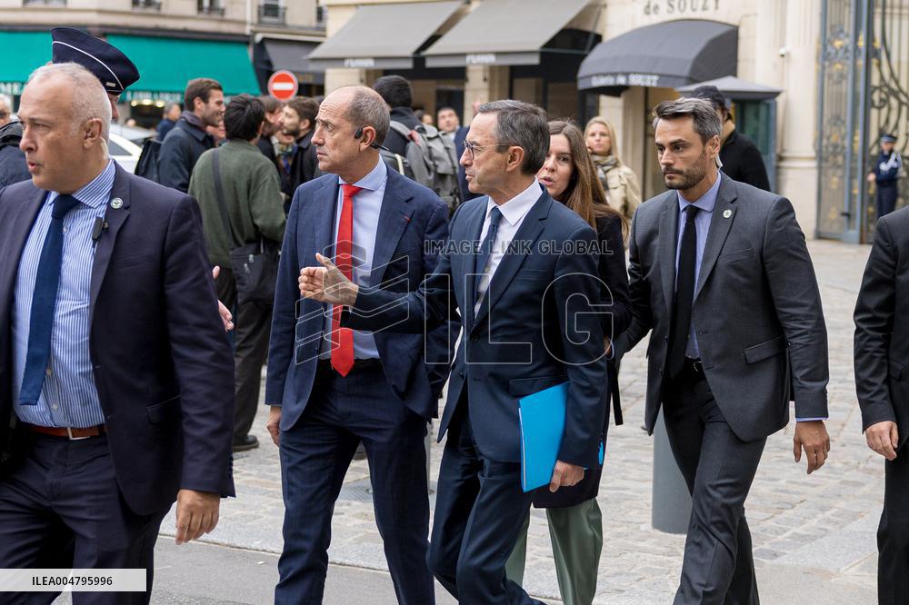 Arrival of party leaders outside the Élysée Palace - Paris AJ