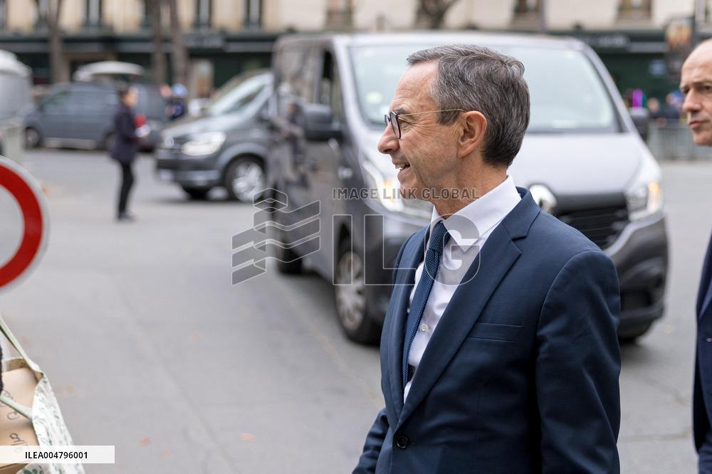 Arrival of party leaders outside the Élysée Palace - Paris AJ