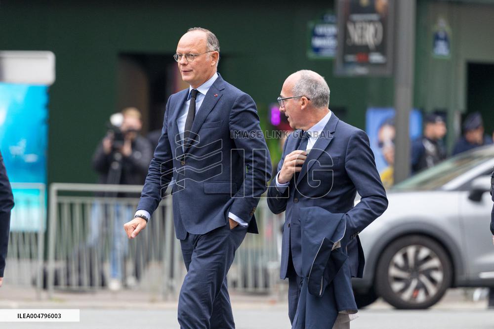 Arrival of party leaders outside the Élysée Palace - Paris AJ