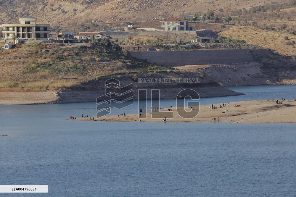 Iraq Duhok Dam Water Levels Decline