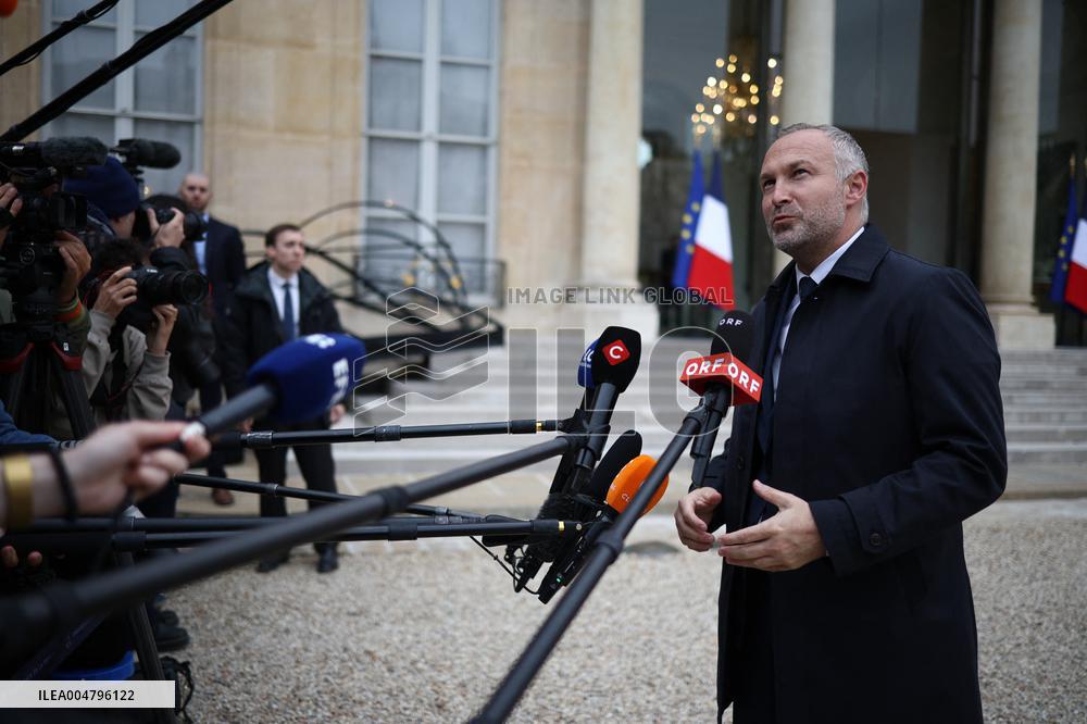 Meeting Between French President And Political Leaders - Paris