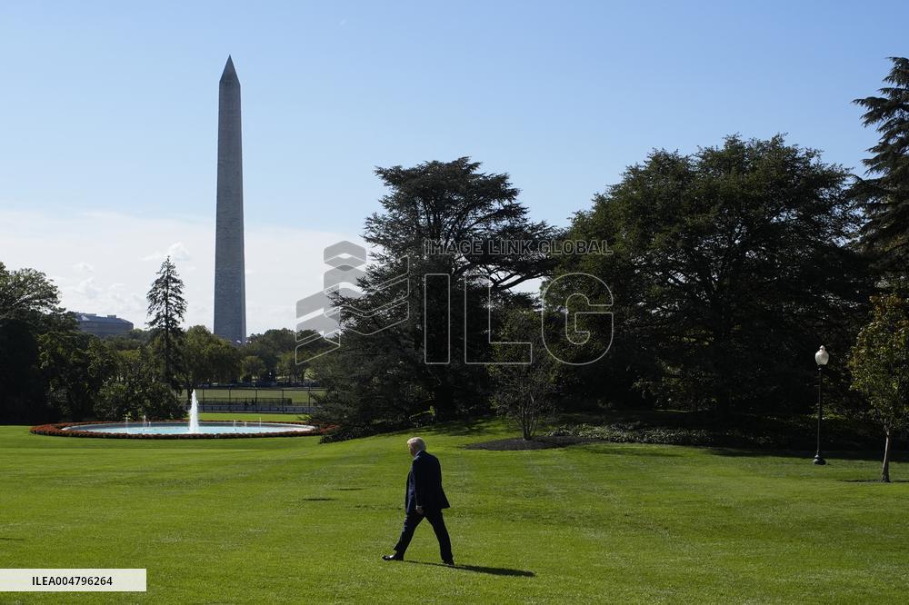 Donald Trump departs to Military Medical Center - Washington