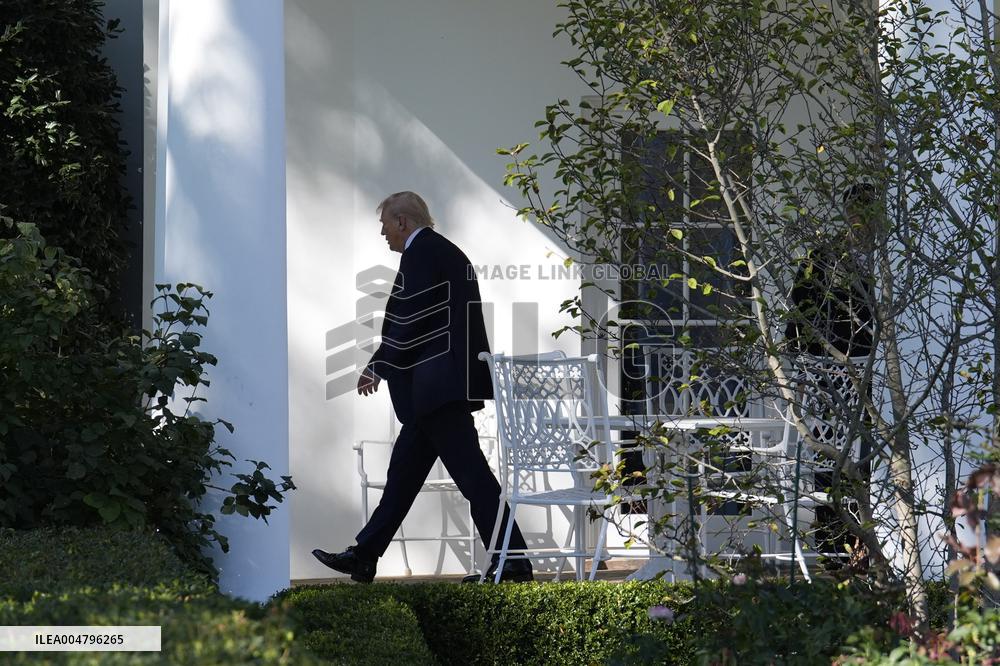 Donald Trump departs to Military Medical Center - Washington