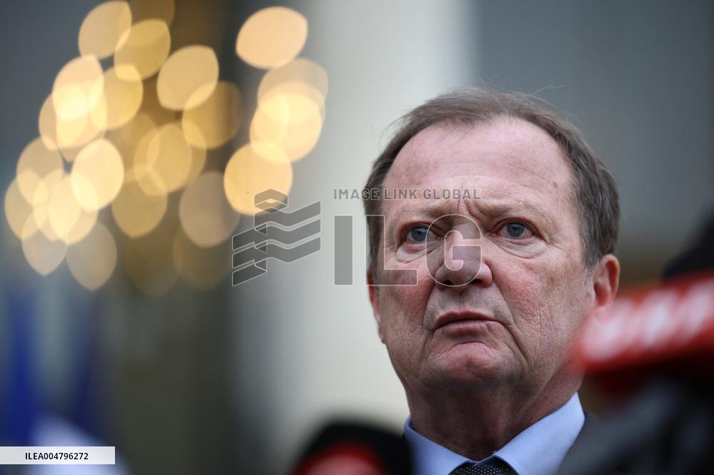 Meeting Between French President And Political Leaders - Paris