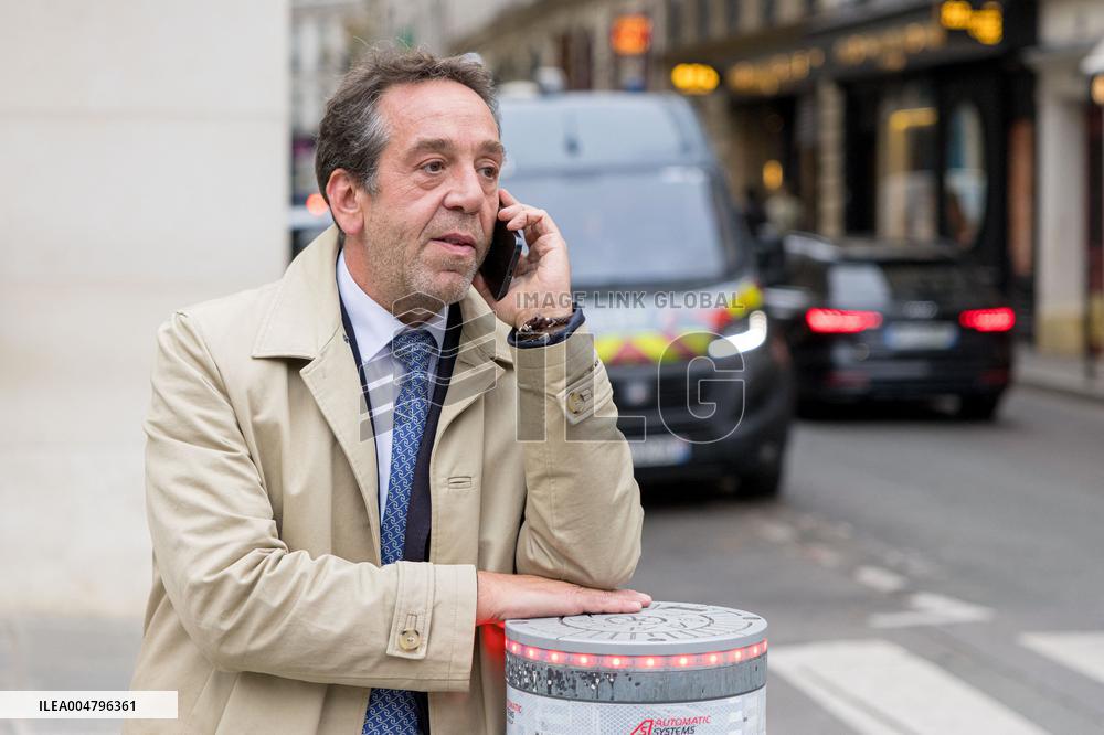 Departure of party leaders outside the Elysee Palace - Paris AJ