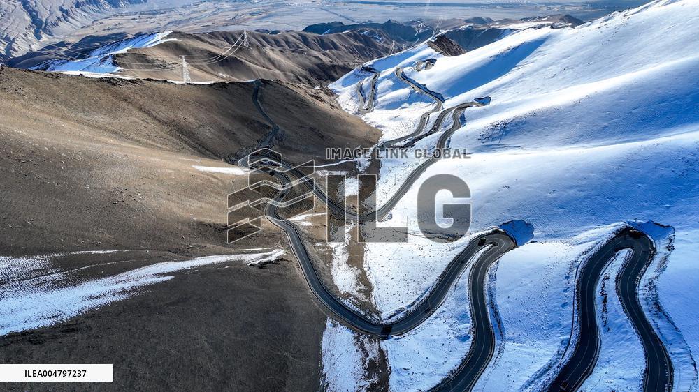 Winding Panlong Ancient Road