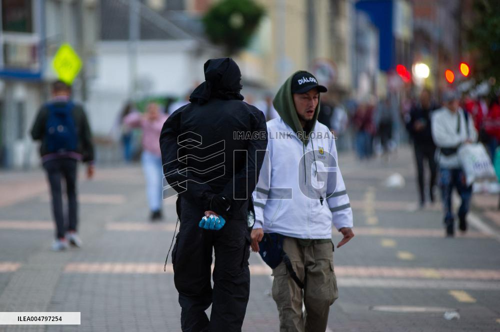 Clashes in Bogota's National University after Alleged Bomb Threat