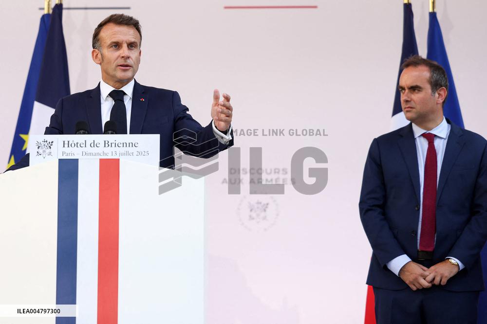 French President Meets the Armed Forces - Paris
