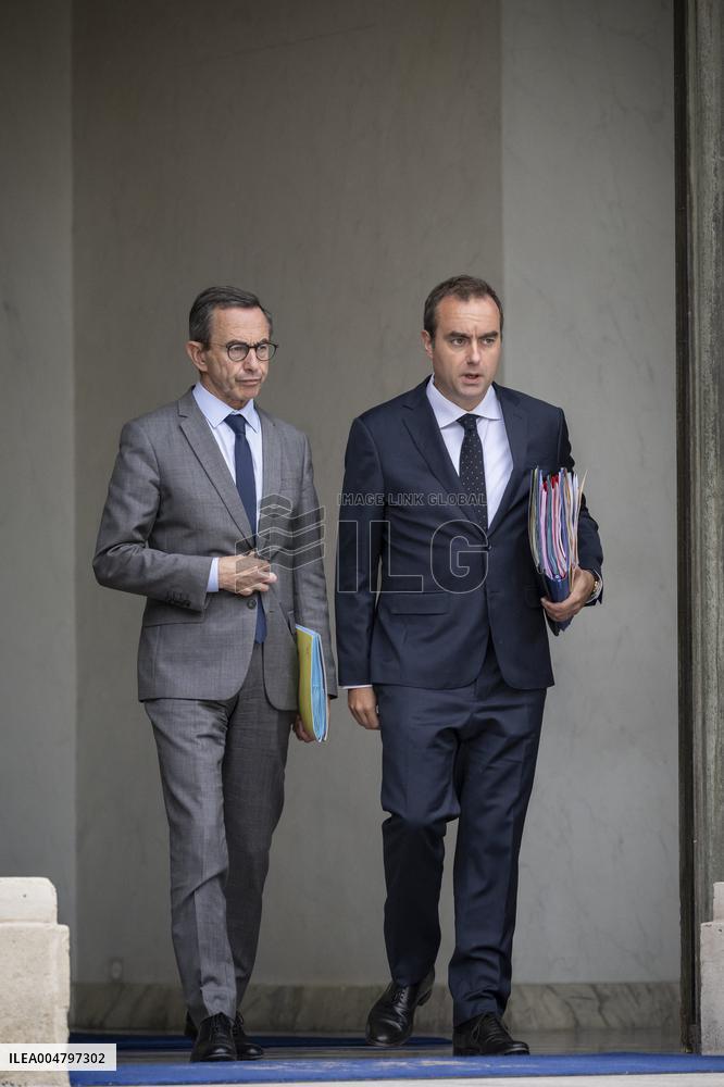 Weekly Cabinet Meeting - Paris