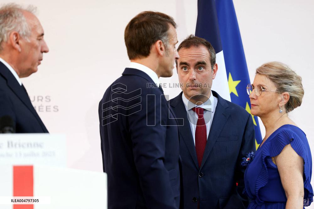 French President Meets the Armed Forces - Paris