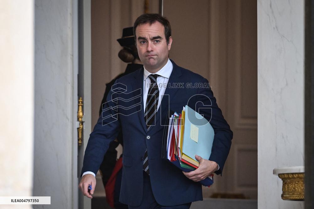 Council of Ministers at the Elysee Palace FA