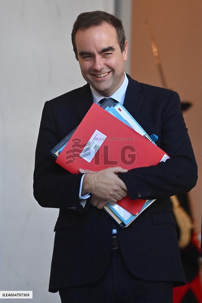 Weekly Cabinet Meeting - Paris