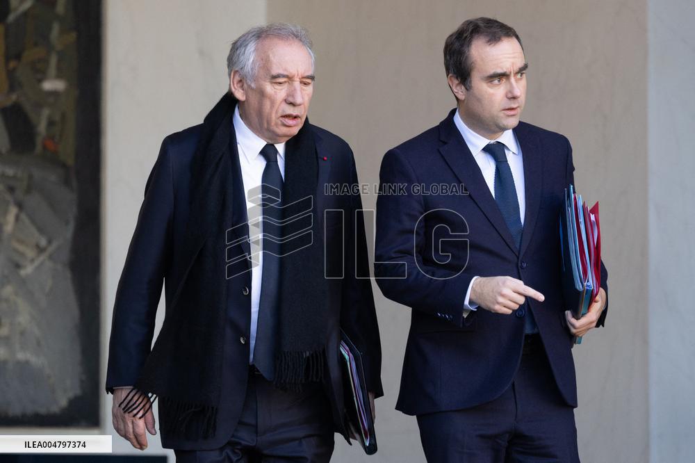 Weekly cabinet meeting - Paris