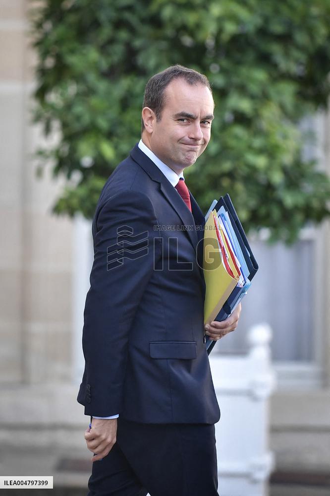 Ministers Council - Paris