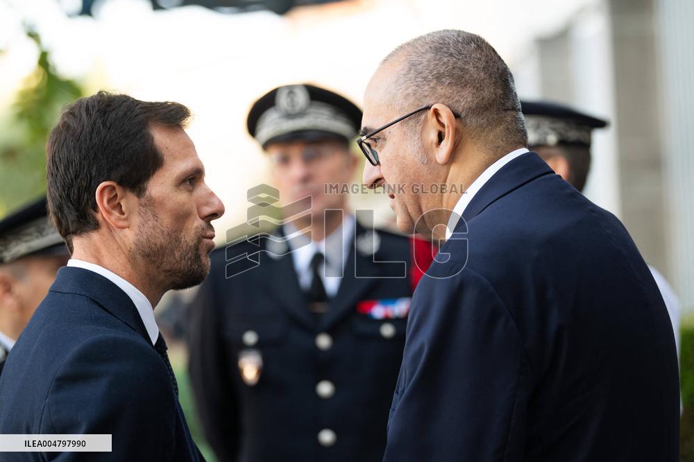 French PM Sebastien Lecornu Visits A Police Station - Hay-les-Roses