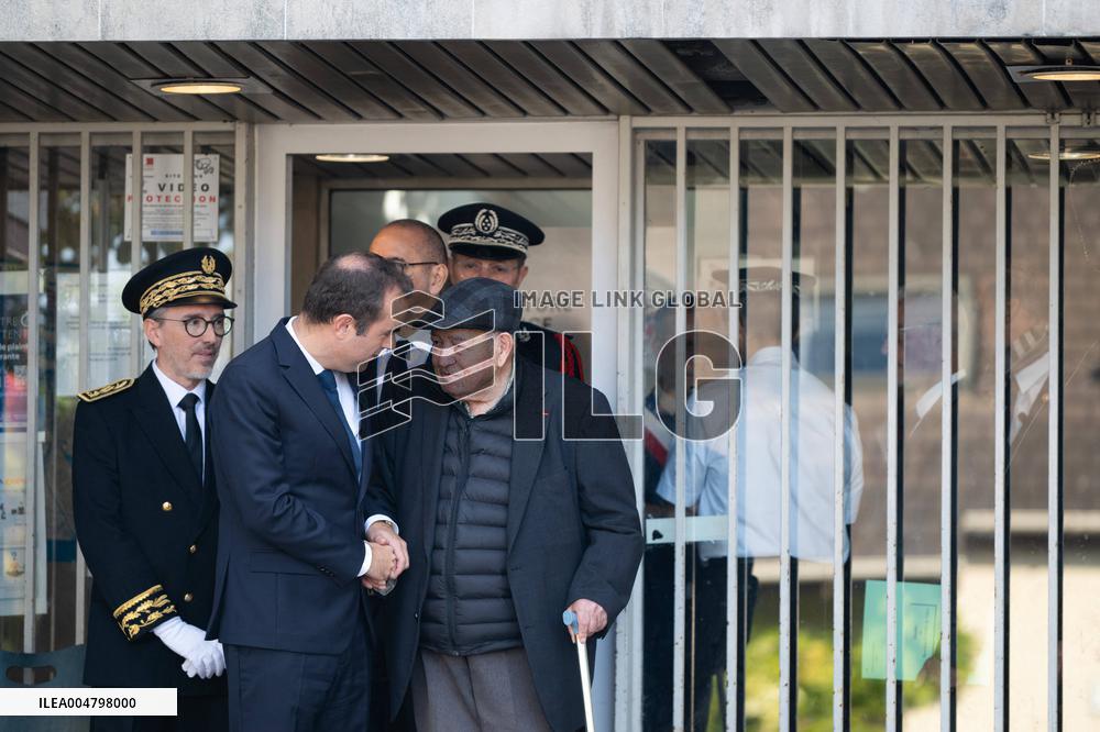 French PM Sebastien Lecornu Visits A Police Station - Hay-les-Roses