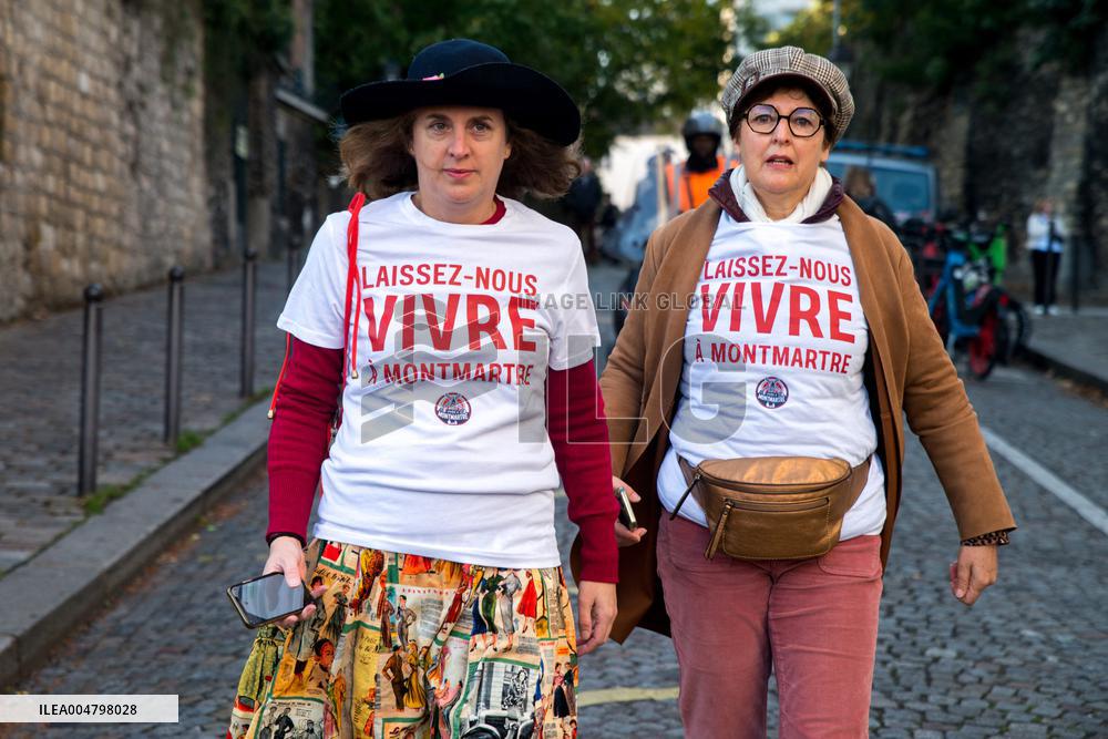 Anne Hidalgo Faced Protesters At Fête des Vendanges - Montmartre