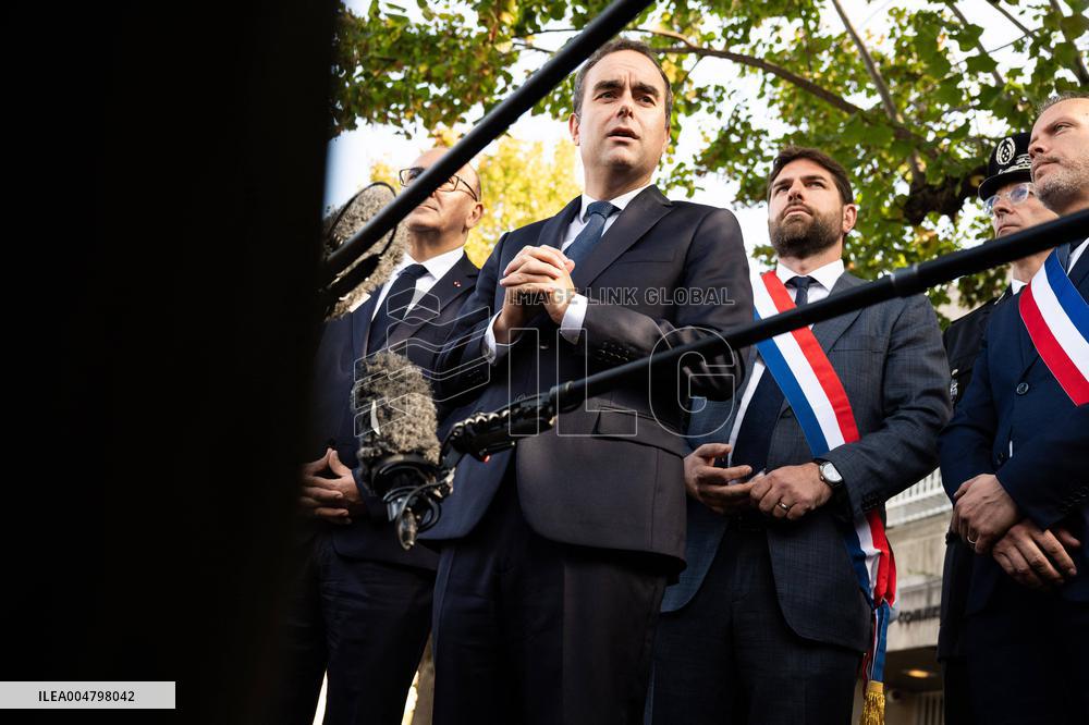 French PM Sebastien Lecornu Visits A Police Station - Hay-les-Roses