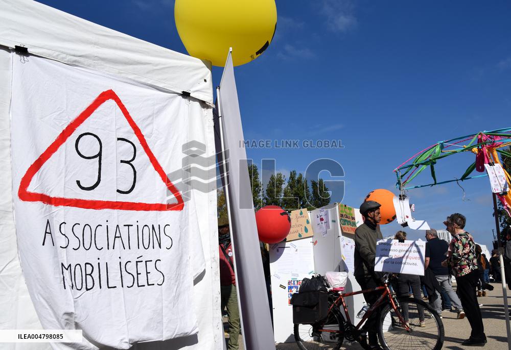 Mobilization Of Associations Against Budget Cuts - Paris