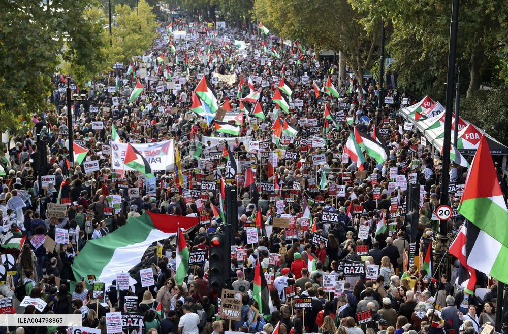 Pro-Palestine march in London