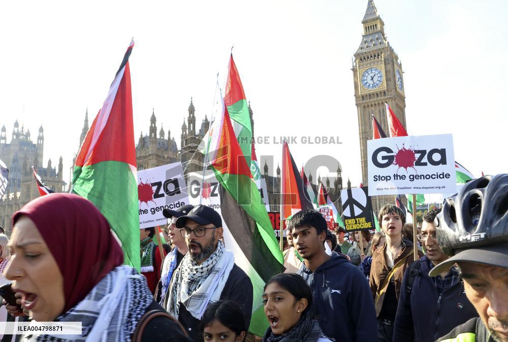 Pro-Palestine march in London
