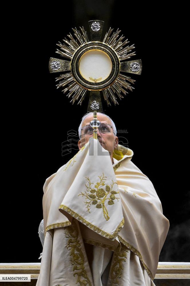 Pope Leo XIV Leads A Prayer Vigil For Peace - Vatican