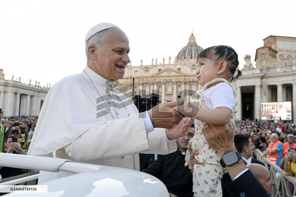 Pope Leo XIV Leads A Prayer Vigil For Peace - Vatican