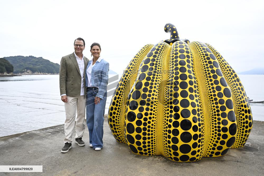 THE CROWN PRINCESS COUPLE ON NAOSHIMA ISLAND