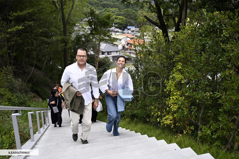 THE CROWN PRINCESS COUPLE ON NAOSHIMA ISLAND