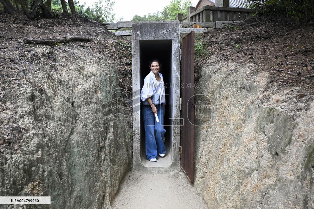 THE CROWN PRINCESS COUPLE ON NAOSHIMA ISLAND