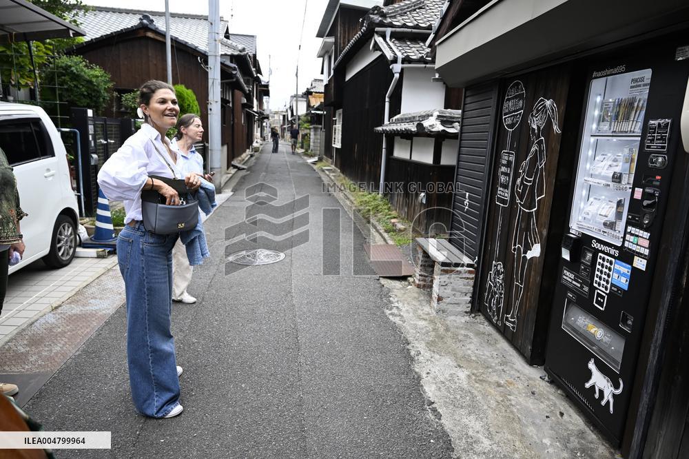 THE CROWN PRINCESS COUPLE ON NAOSHIMA ISLAND