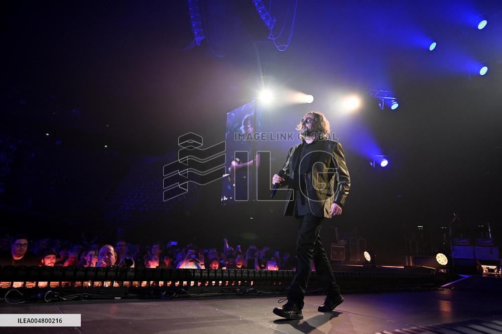 Matmatah Performs At The Accor Arena - Paris