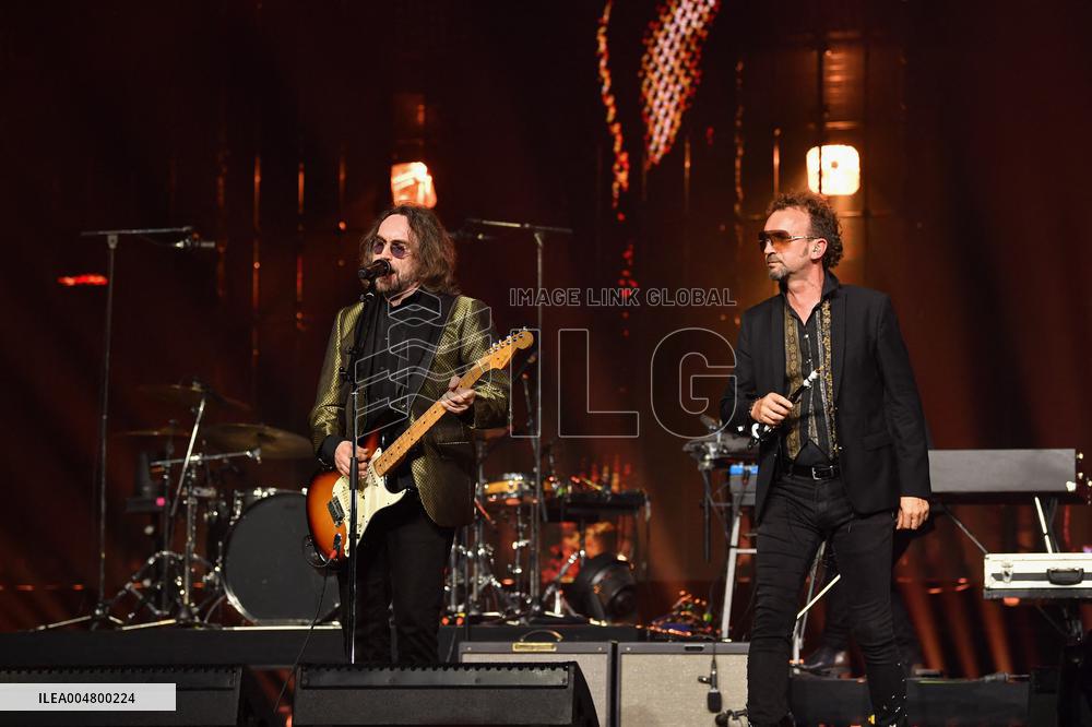 Matmatah Performs At The Accor Arena - Paris