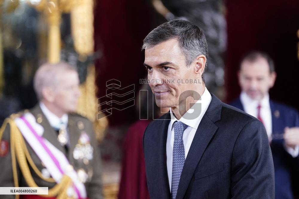 Royals Preside Over a Reception at the Royal Palace for National Holiday - Madrid