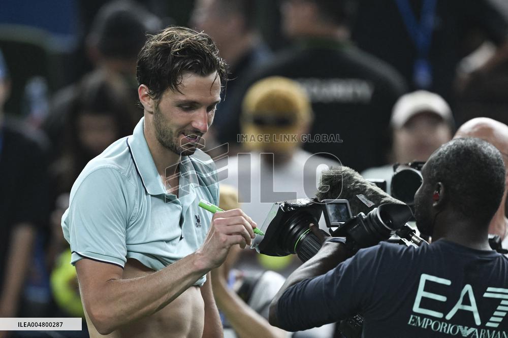 ATP Masters - Semifinal - Arthur Rinderknech defeats Daniil Medvedev - Shanghai