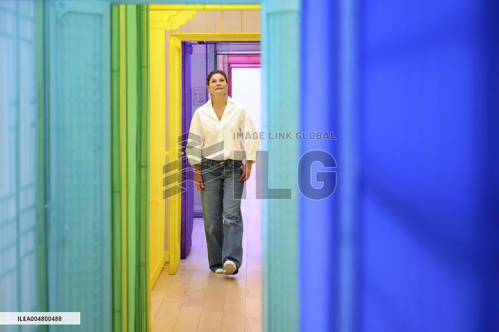 THE CROWN PRINCESS COUPLE ON NAOSHIMA ISLAND