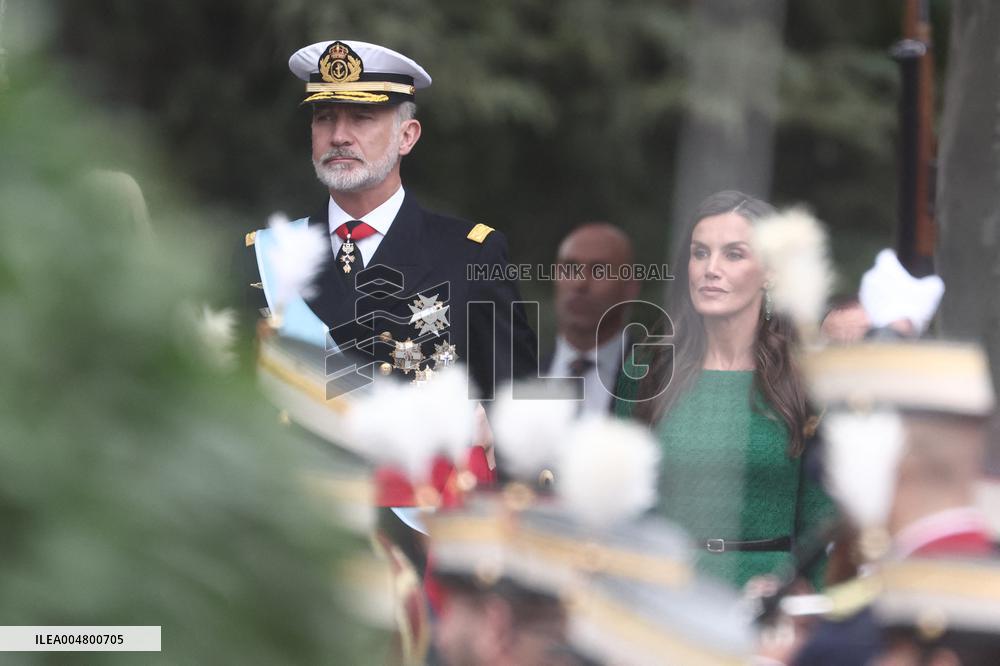 Spanish Royals At The Military Parade on National Day - Madrid