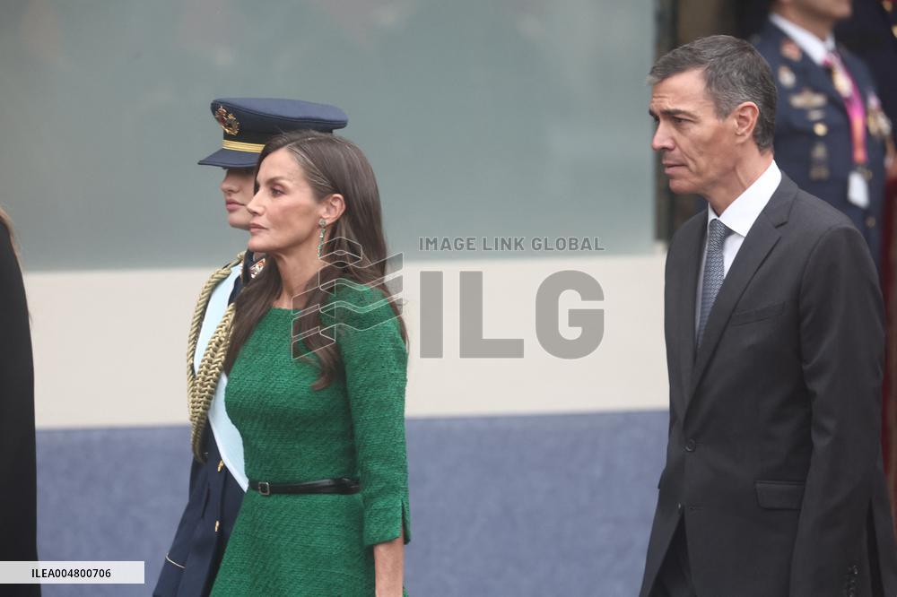 Spanish Royals At The Military Parade on National Day - Madrid