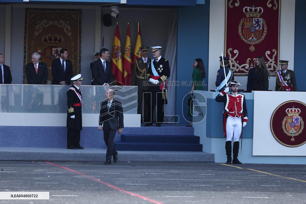 Spanish Royals At The Military Parade on National Day - Madrid